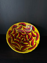 Load image into Gallery viewer, Tazon Medio Yellow - Red Peppers 30 cm
