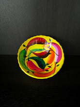 Load image into Gallery viewer, Bowl Yellow - Mixed Peppers 15 cm
