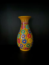 Afbeelding in Gallery-weergave laden, Florero - Yellow/Ocher Flowers
